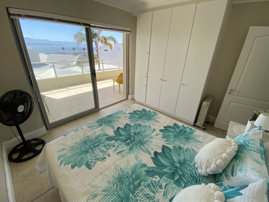 To Let 3 Bedroom Property for Rent in Plettenberg Bay Central Western Cape